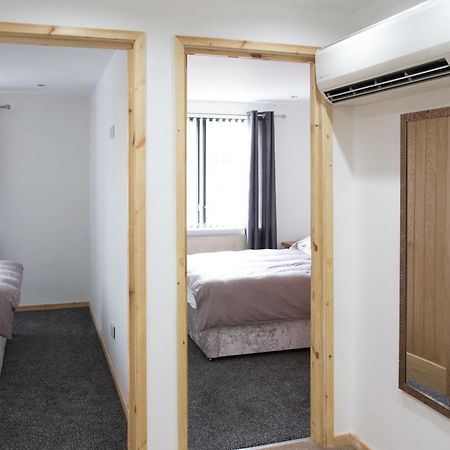Portland Apartments 188 By #Shortstaysaway Jesmond Екстериор снимка