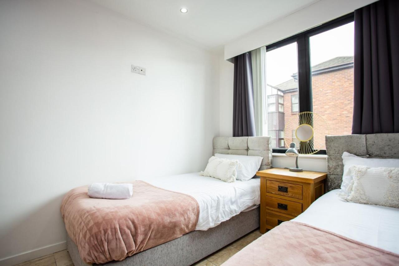 Portland Apartments 188 By #Shortstaysaway Jesmond Екстериор снимка