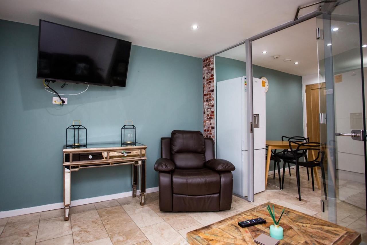 Portland Apartments 188 By #Shortstaysaway Jesmond Екстериор снимка