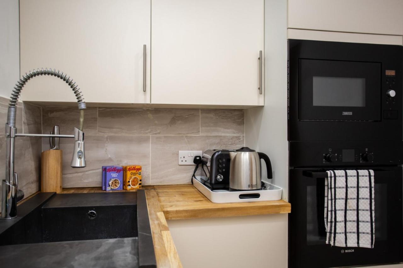 Portland Apartments 188 By #Shortstaysaway Jesmond Екстериор снимка