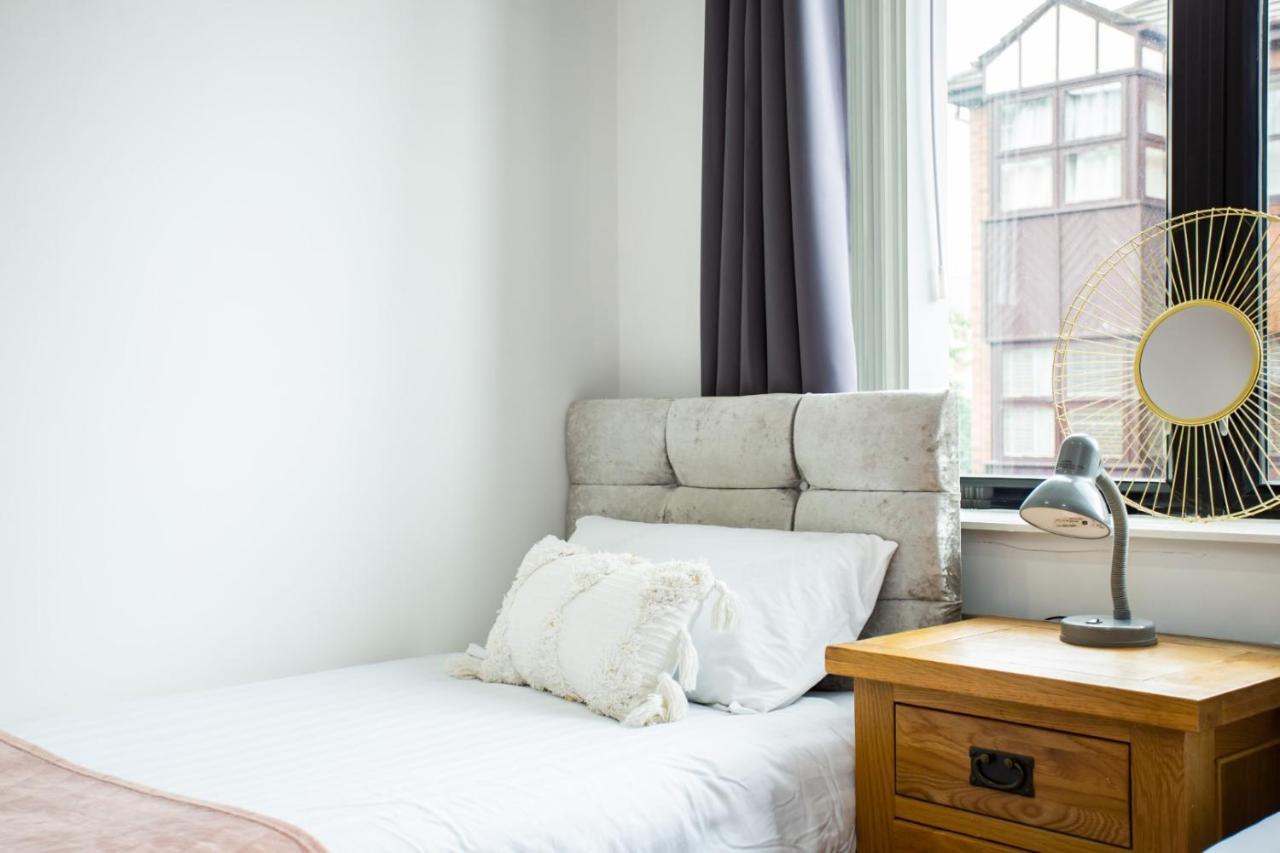 Portland Apartments 188 By #Shortstaysaway Jesmond Екстериор снимка