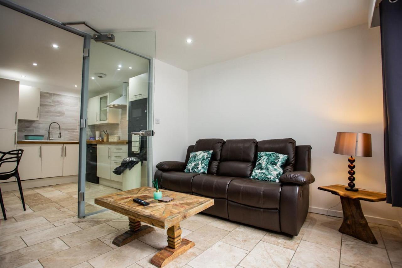 Portland Apartments 188 By #Shortstaysaway Jesmond Екстериор снимка