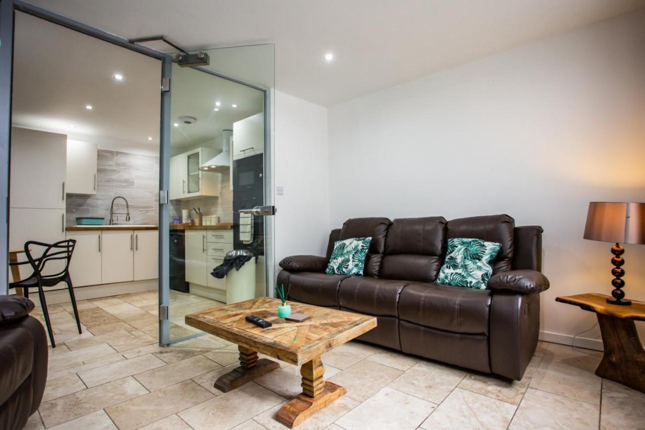 Portland Apartments 188 By #Shortstaysaway Jesmond Екстериор снимка