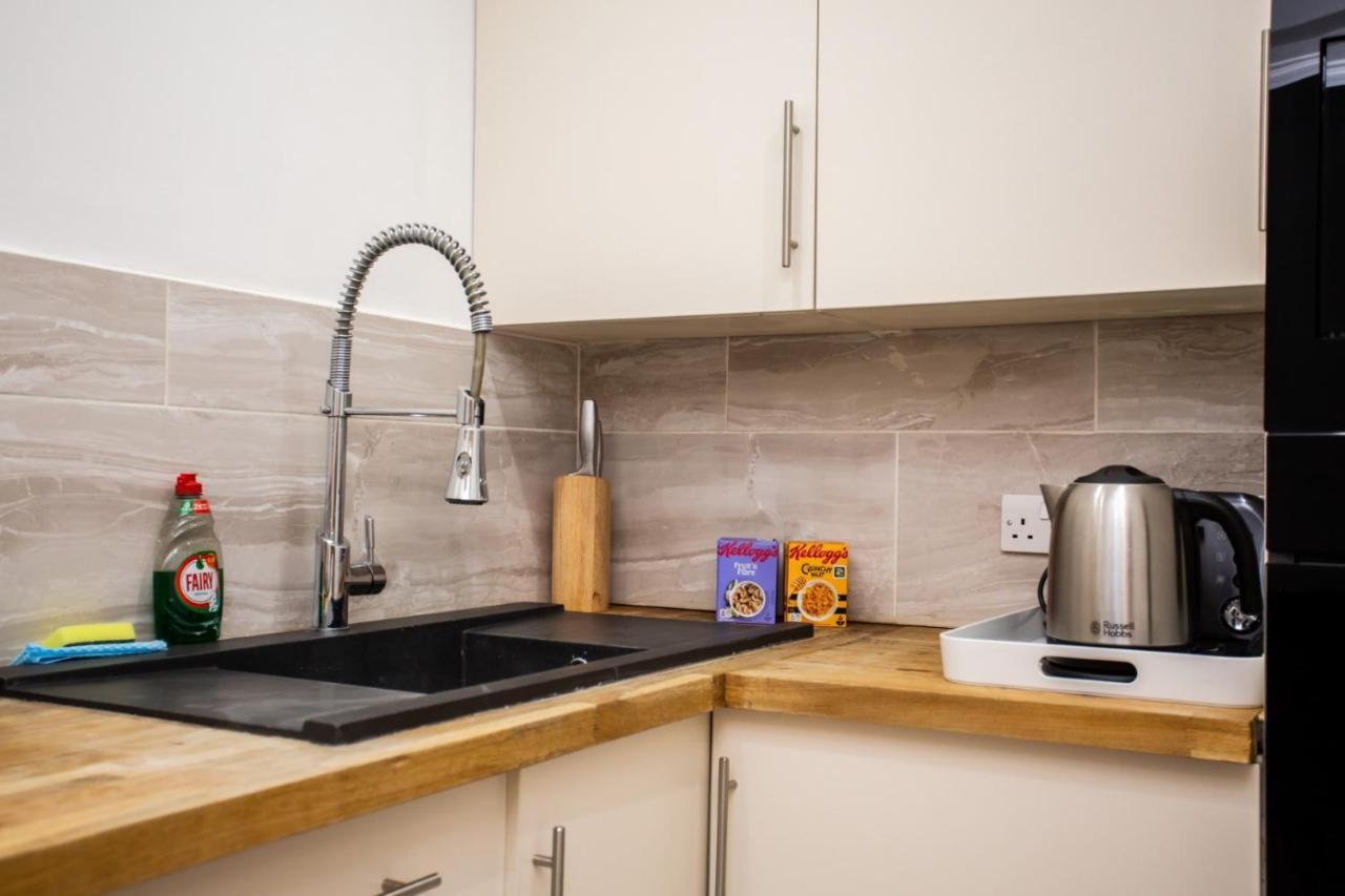 Portland Apartments 188 By #Shortstaysaway Jesmond Екстериор снимка